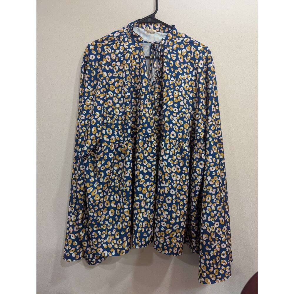 Women's flowy long sleeve leopard print blouse by Layerz Clothing size 3X